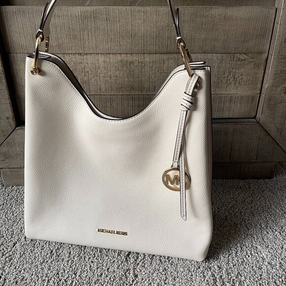 Mikael Kors Joan Large Shoulder Bag New with Tag - Picture 1 of 6